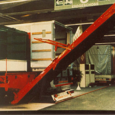 Cargo Floor moving floor CF067.jpg